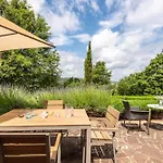 Basilico - Cignella In Tuscany * Osteria Delle Noci